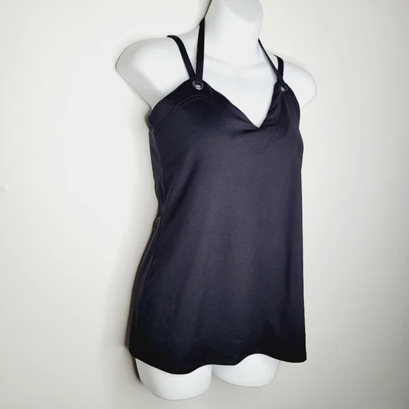 SOLD Fabletics Crossed Strap Tank - Picture 4 of 9